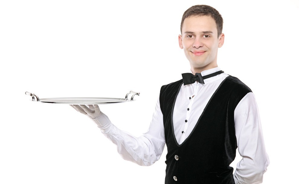 饭店服务员让人打了怎么办,晚上